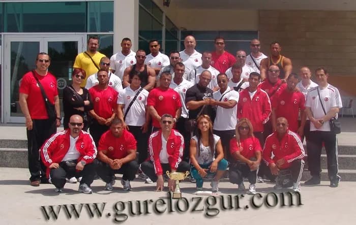 Kürşat Küçükler kariyer fotoğrafı 14 - vücut geliştirme müsabakası, federasyon ve ödül anıları